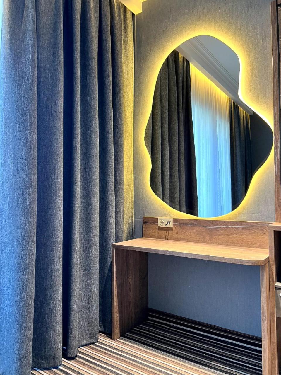 Sapar Standart Hotel Chimkent Extérieur photo